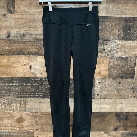 Patagonia Pants - Patagonia Black Leggings XS Midweight Capilene base layer womens